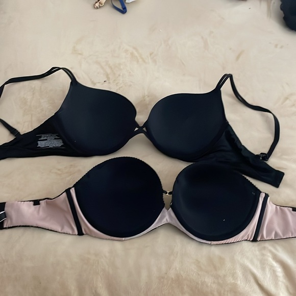 Victoria secret push up bras - Picture 3 of 4
